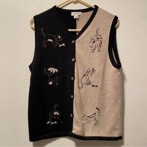 Christopher‎ & Banks Vest Women’s Size M Animals Novelty Button Down Sweater